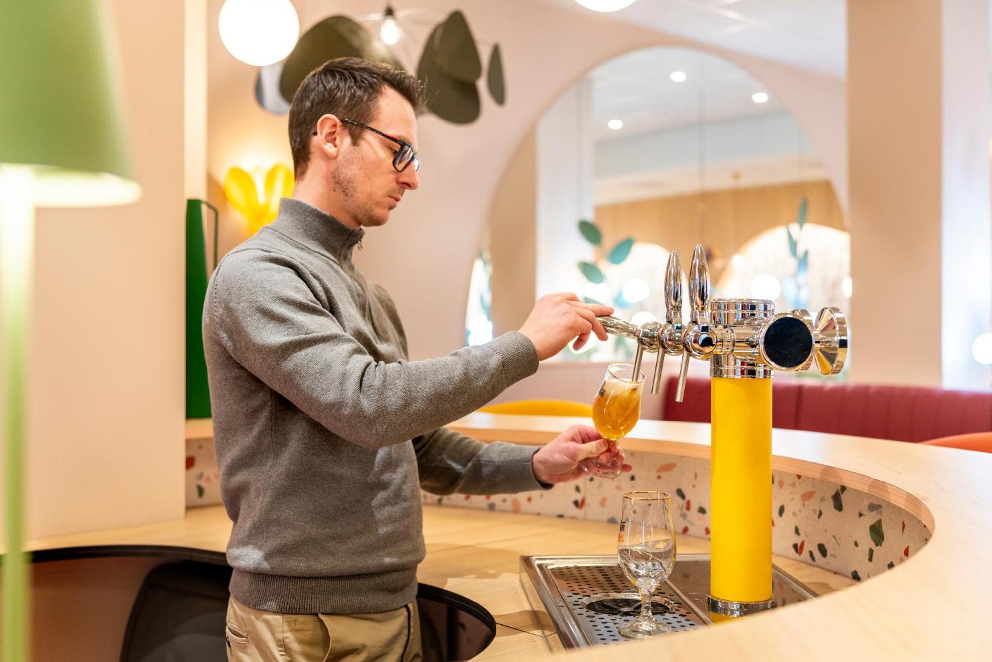 Отель Ibis Styles Strasbourg Centre Republique Экстерьер фото