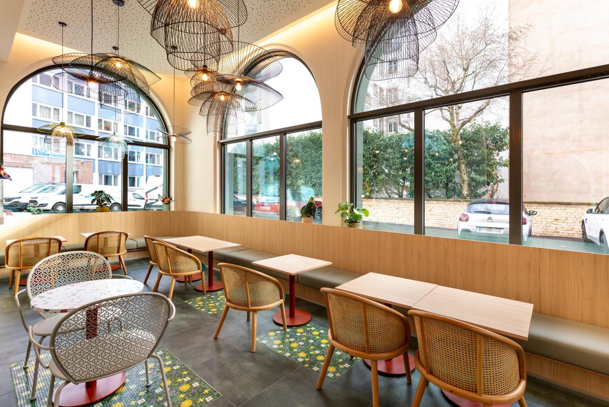 Отель Ibis Styles Strasbourg Centre Republique Экстерьер фото
