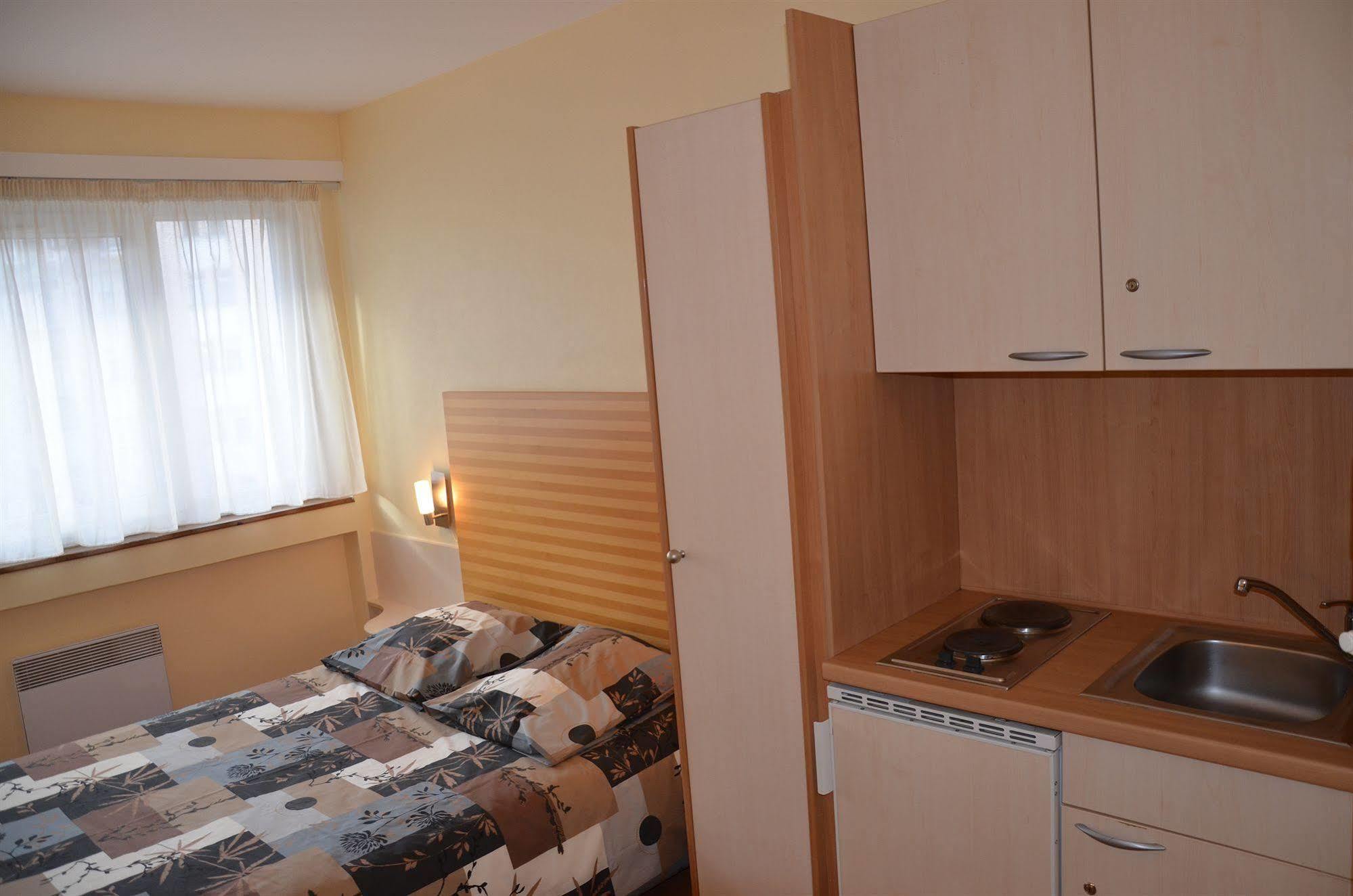 Отель Ibis Styles Strasbourg Centre Republique Экстерьер фото
